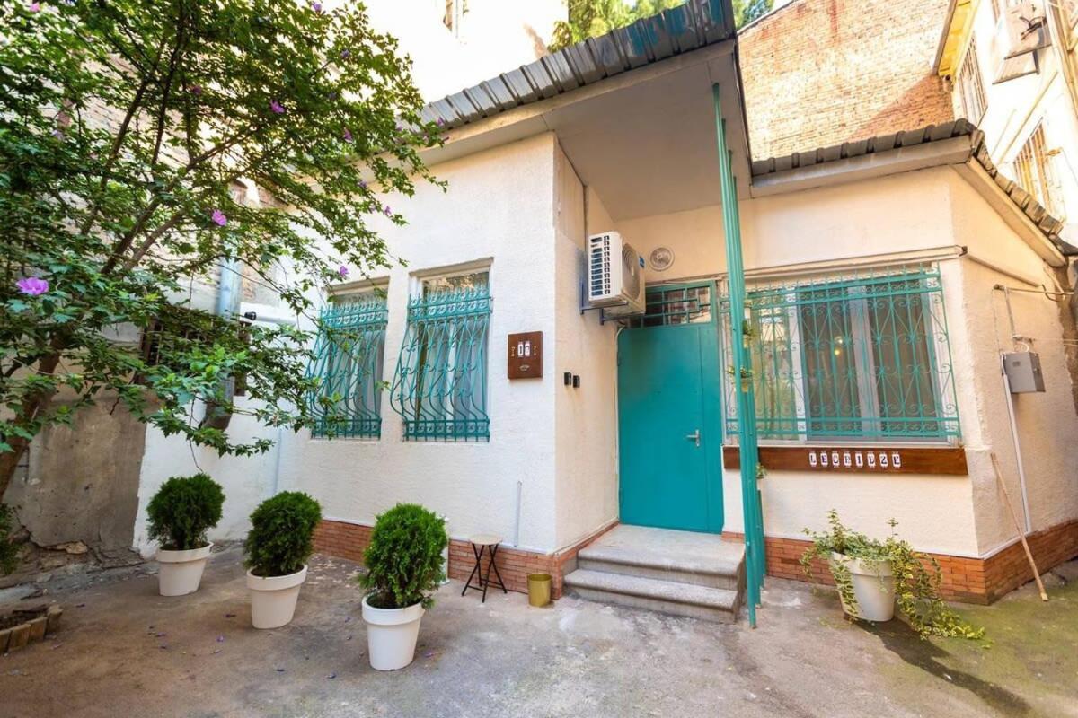 Wehost Liberty Square Apartments Tbilisi Exterior photo